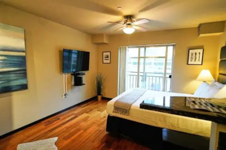 Room 5 of 19