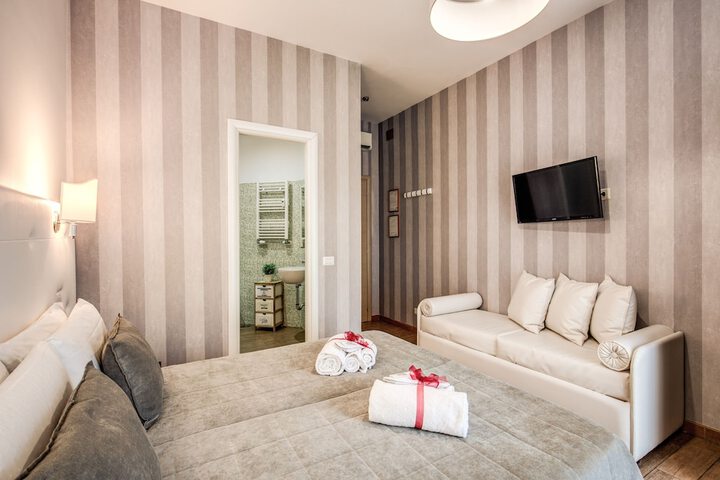 Room 17 of 54