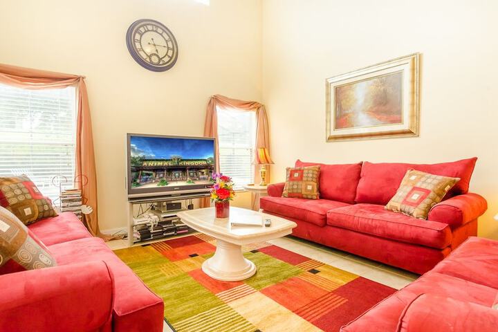 Room 9 of 27