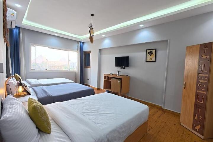 Room 10 of 31