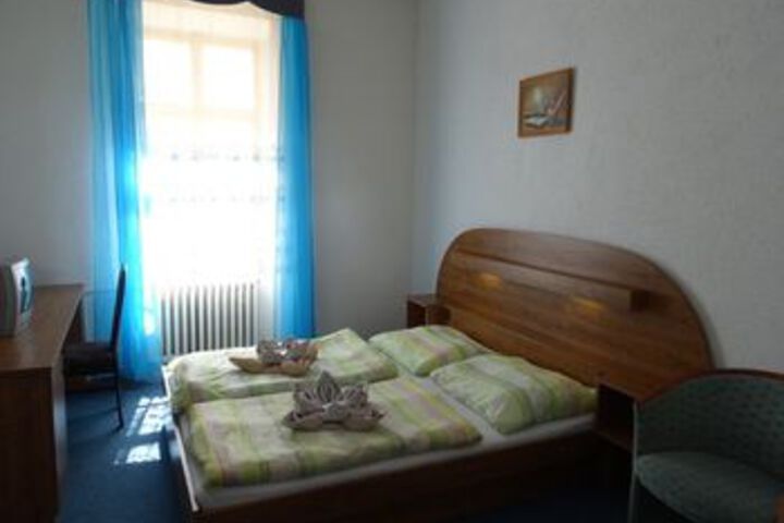 Room 21 of 43