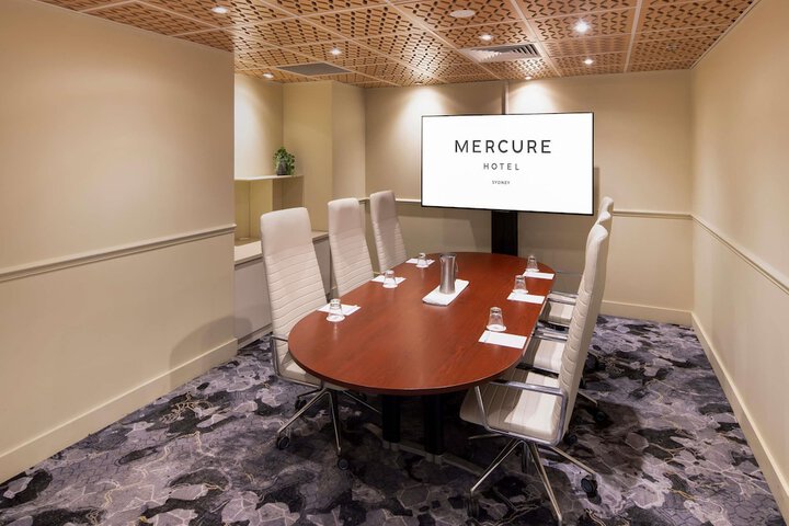 Business Center 142 of 163