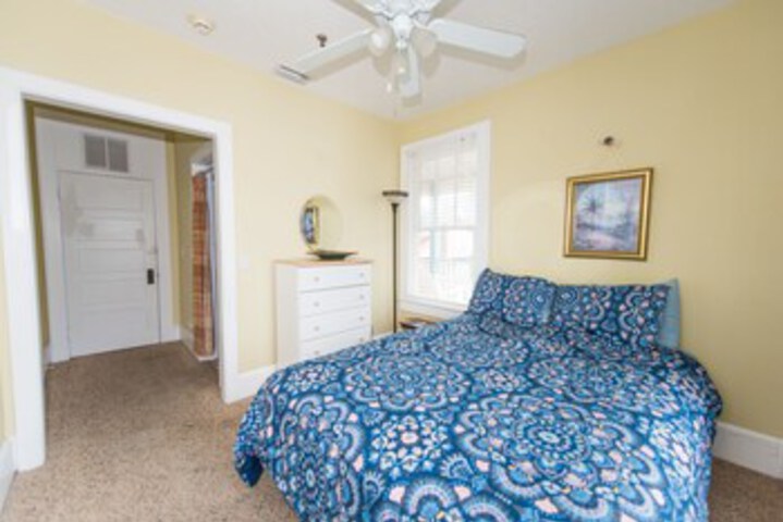 Room 44 of 59