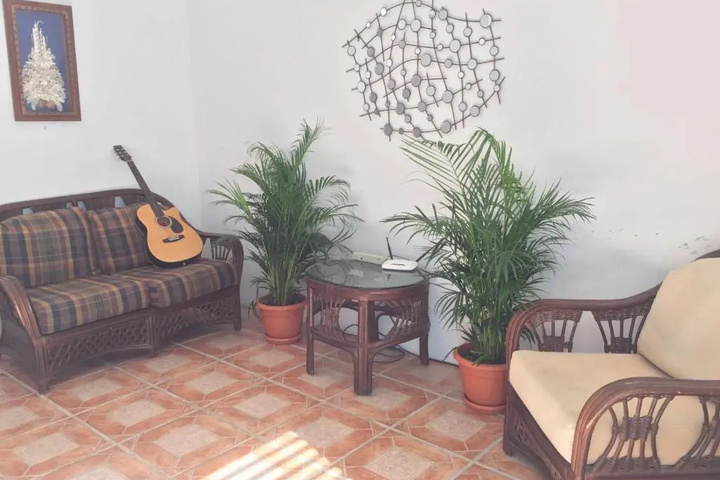 Room 3 of 6