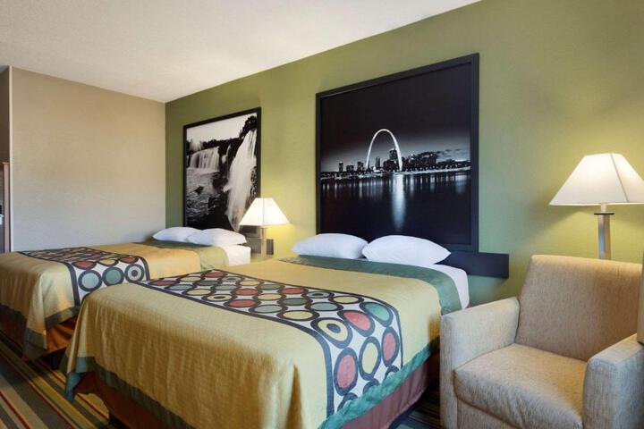 2 Queen Bed Second Floor (3 of 4)