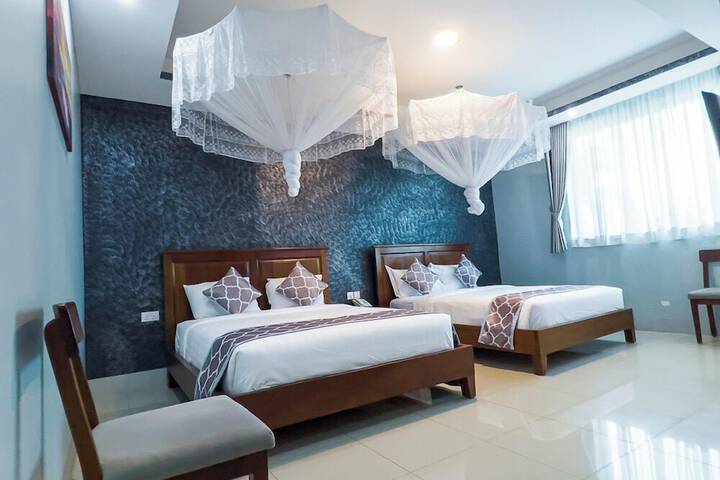 Room 11 of 26
