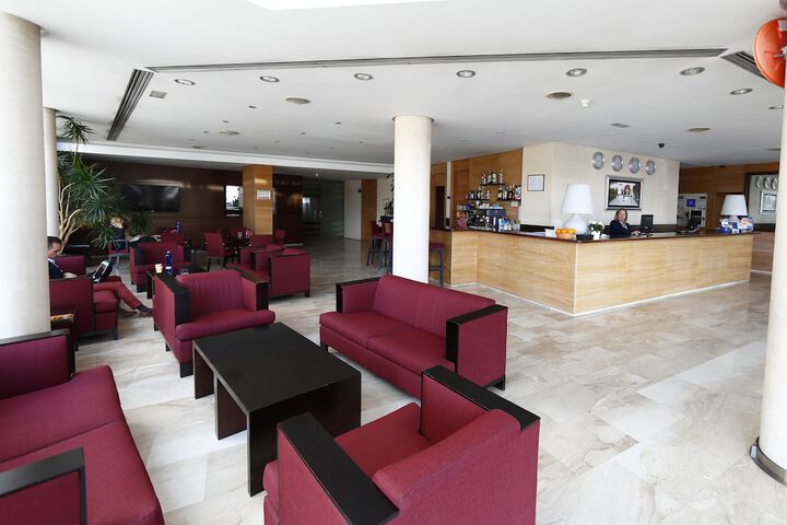 Hotel 2 of 61