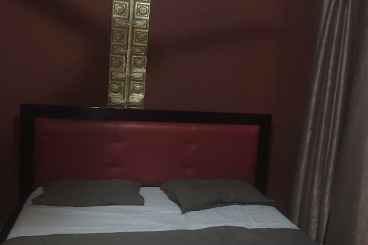 Room 5 of 21