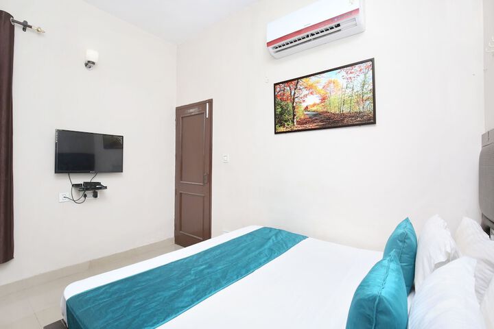 Room 15 of 20
