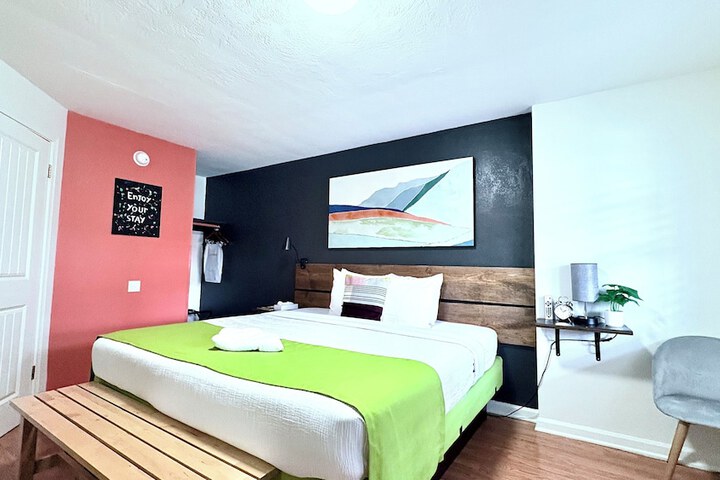 Room 25 of 57