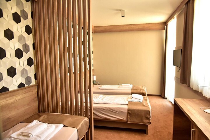 Room 12 of 54