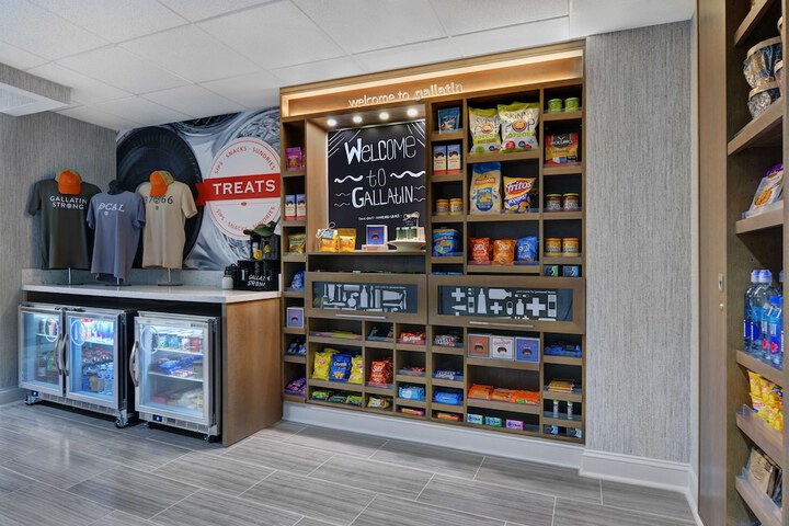 Snack bar