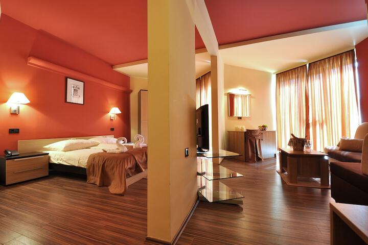 Room 10 of 55