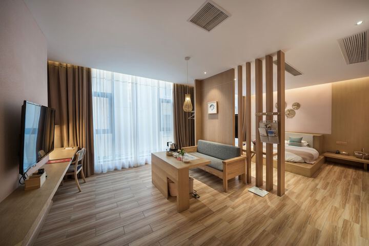 Room 53 of 149