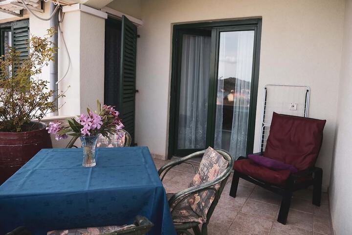 Terrace/Patio 95 of 102