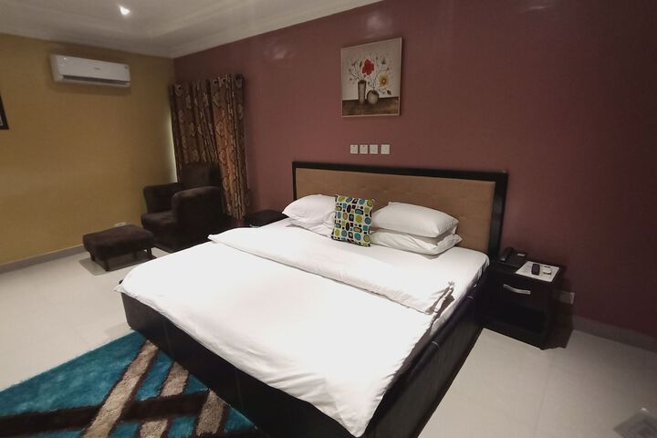 Room 26 of 36