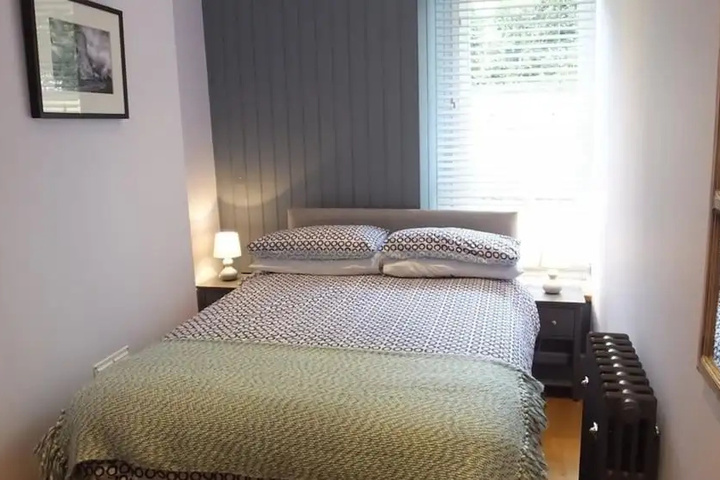 Room 3 of 13