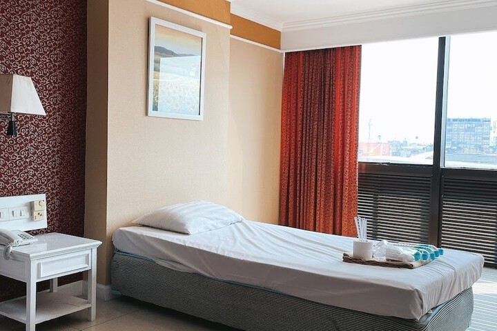 Room 17 of 41