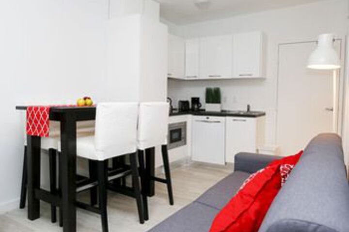 Room 150 of 245