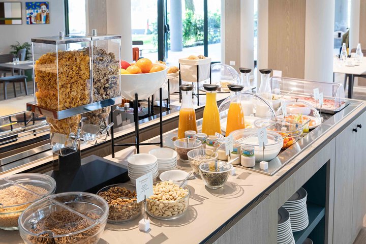 Breakfast/Coffee Service 25 of 49