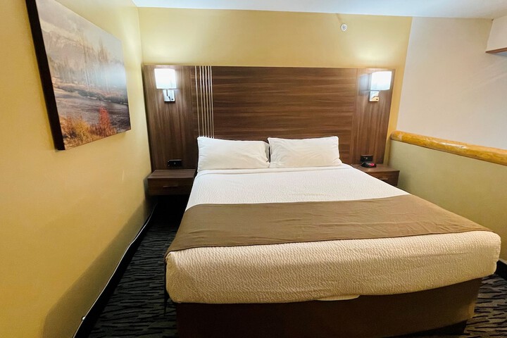 Room 25 of 112