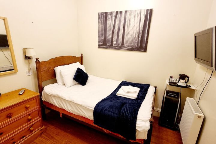 Room 14 of 45