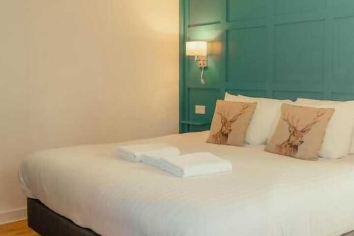 Room 5 of 26