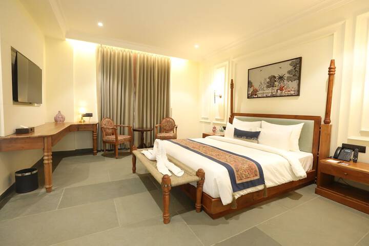 Room 44 of 117
