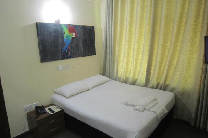 Room 15 of 50