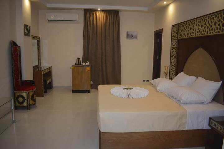 Room 14 of 60