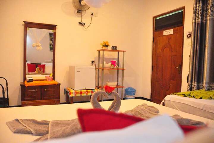 Room 8 of 41