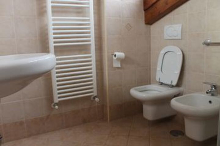 Room 35 of 256