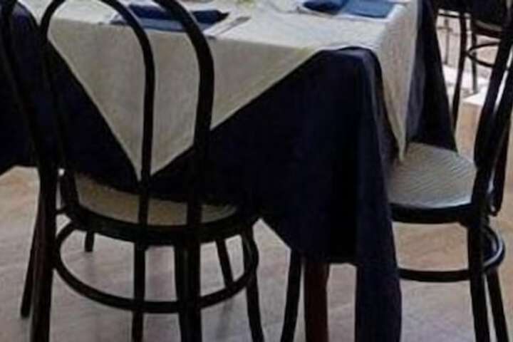 Dining 45 of 65