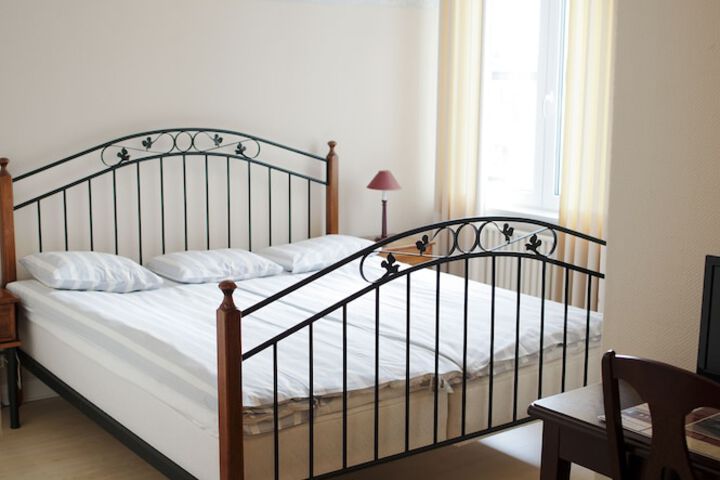 Room 7 of 35