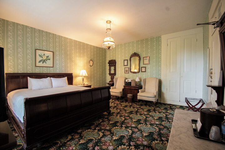 Room 50 of 75