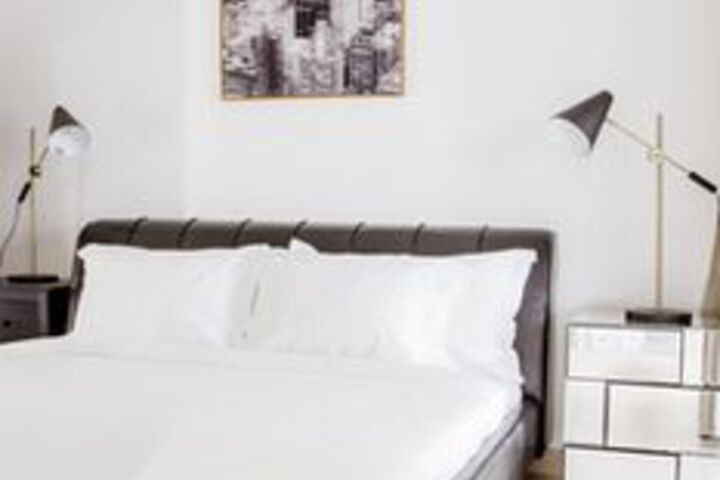 Room 15 of 26