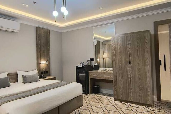 Vatoran Hotel
