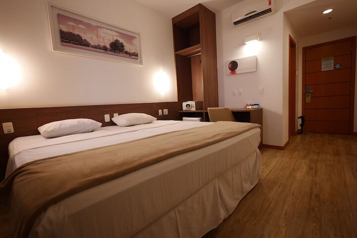 Room 34 of 79