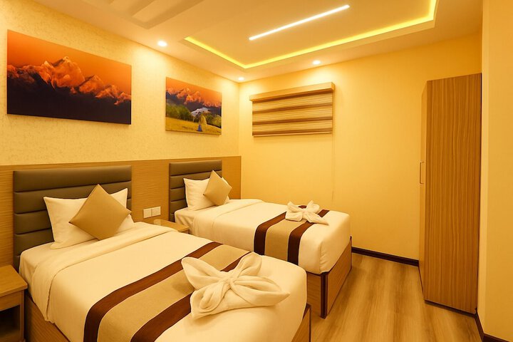 Room 20 of 38
