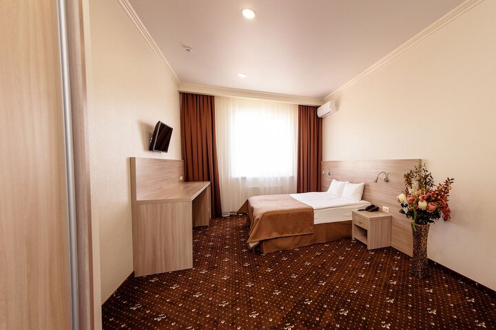 Room 21 of 57