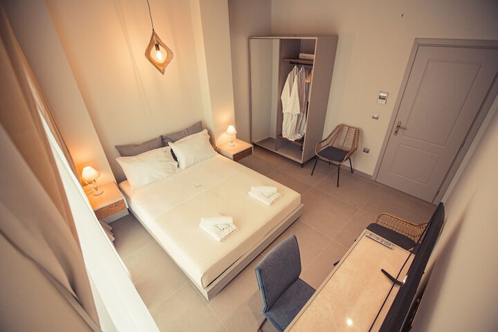 Room 4 of 57