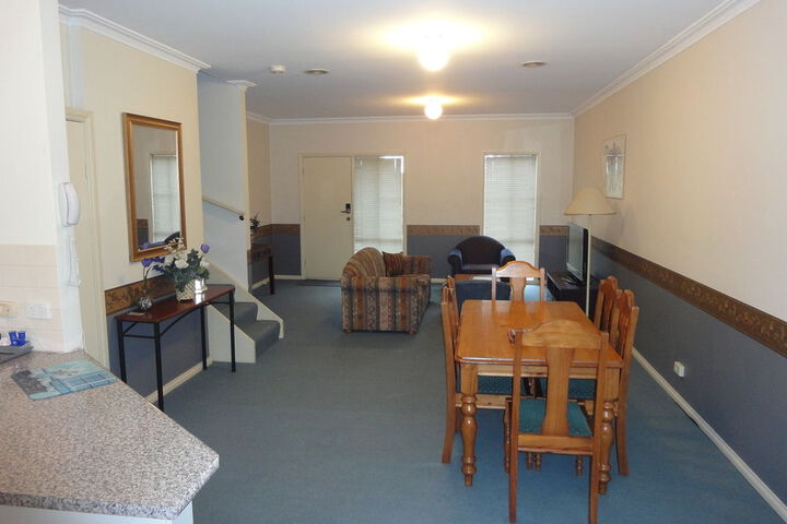 Room 27 of 50