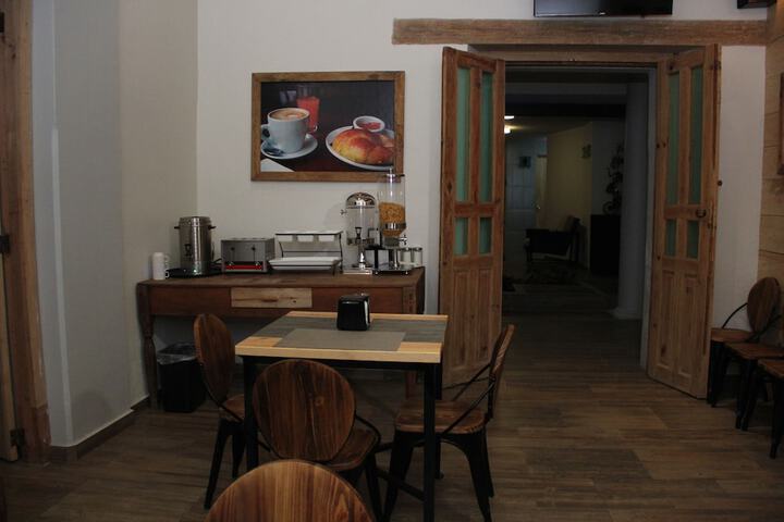 Breakfast/Coffee Service 22 of 34