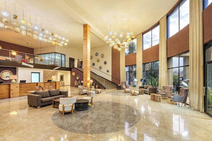 Hotel Interior 4 of 128
