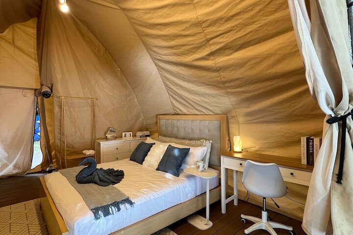 Room 7 of 15
