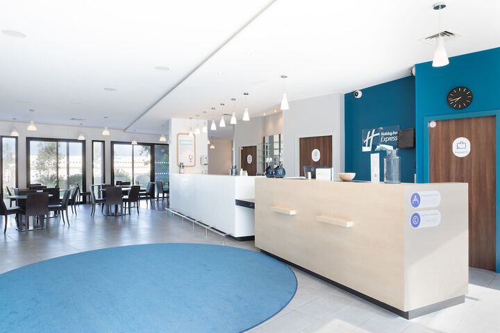 Hotel Entry