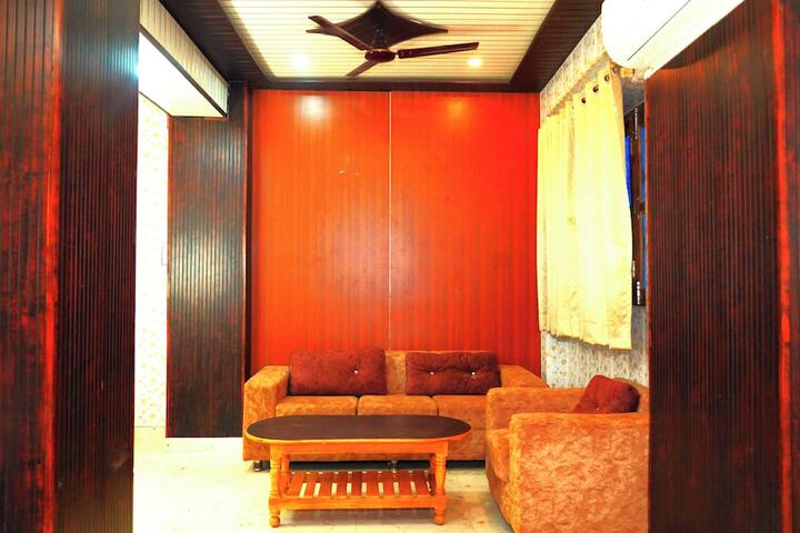 Room 19 of 36