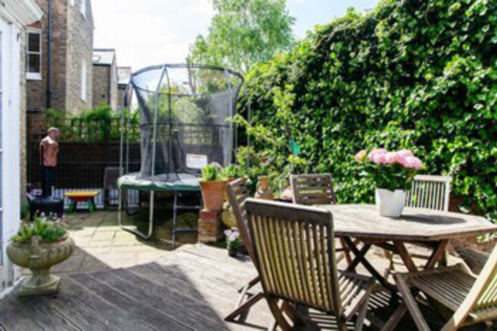 Terrace/Patio 24 of 26