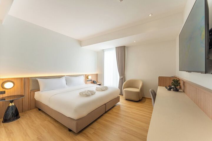 Room 42 of 112