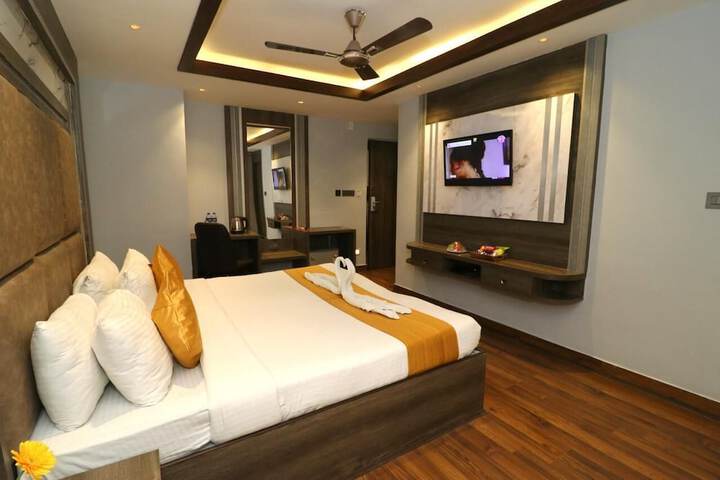 Room 14 of 25